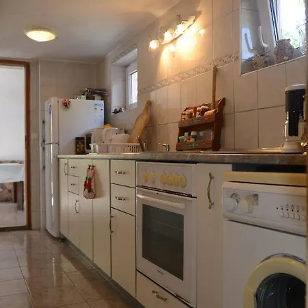 Panorama Apartment *